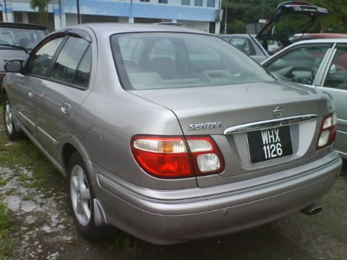 Kereta nissan sentra untuk dijual